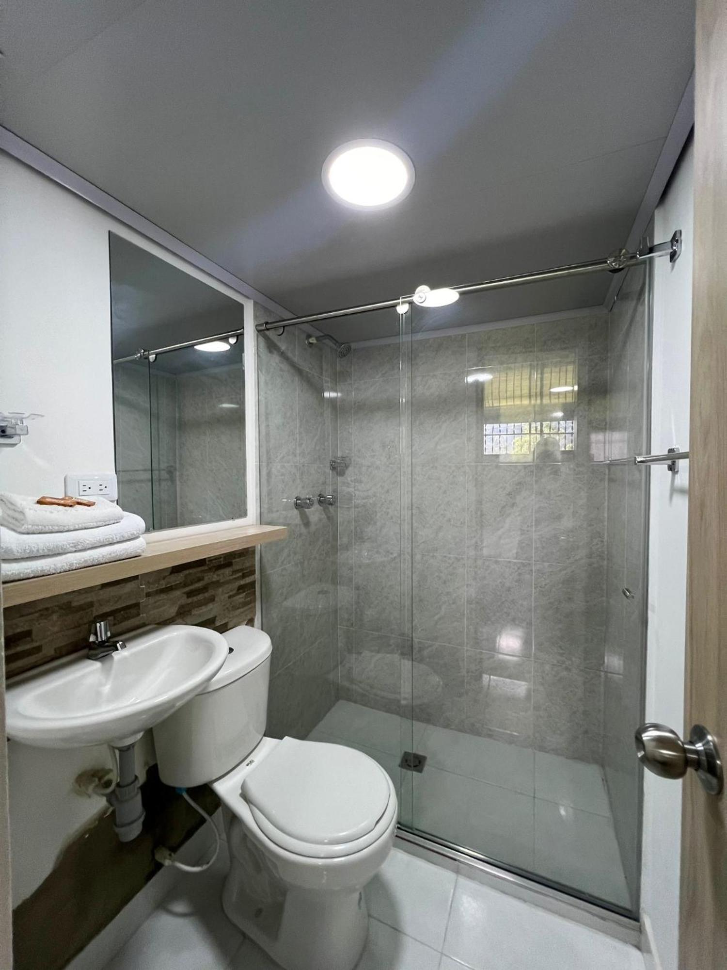 Hotel Adel Manizales Esterno foto